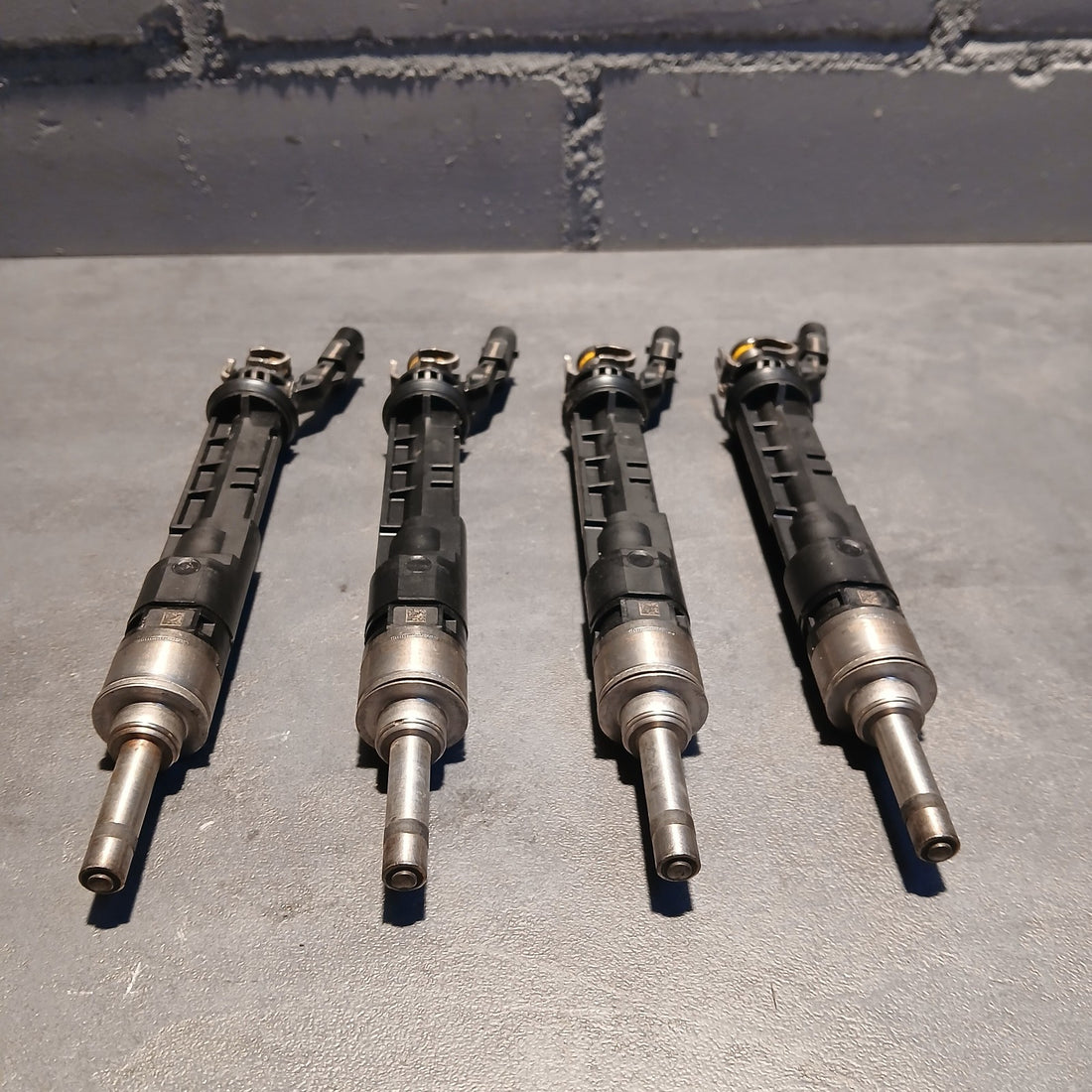 Einspritzdüse Mercedes-Benz Dacia Renault A2820701000 166001525R 1x Set ( 4st. )