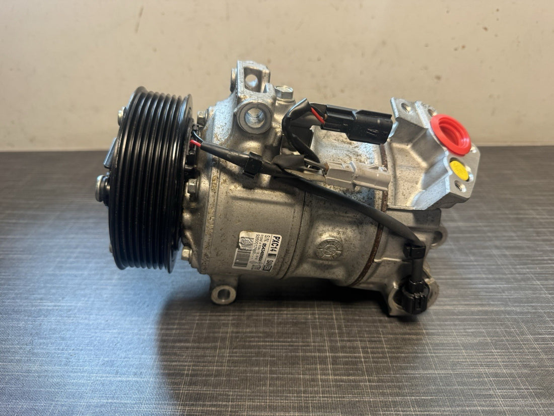 Dacia Renault Mercedes Nissan Klimakompressor 926001268R