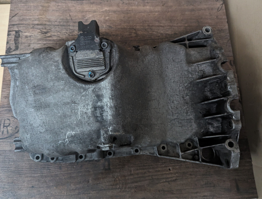 Original VW Audi A4 A6 Ölwanne 06B103603N 06B907667