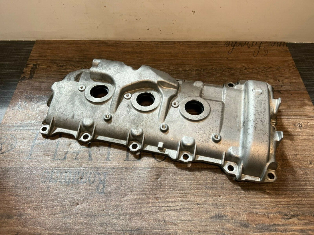 Opel Insignia 2.8 Turbo A28NET Ventildeckel 12612437
