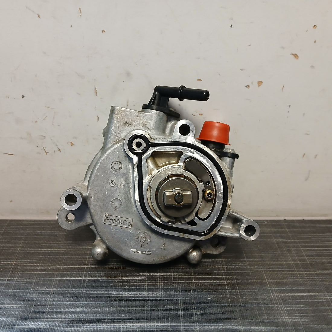 Original Ford Focus 1,0 EcoBoost B7DA Vakuumpumpe H6BG-2A451-AB