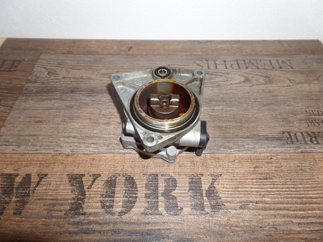 Pierburg Vakuumpumpe Opel 704166060 555780091