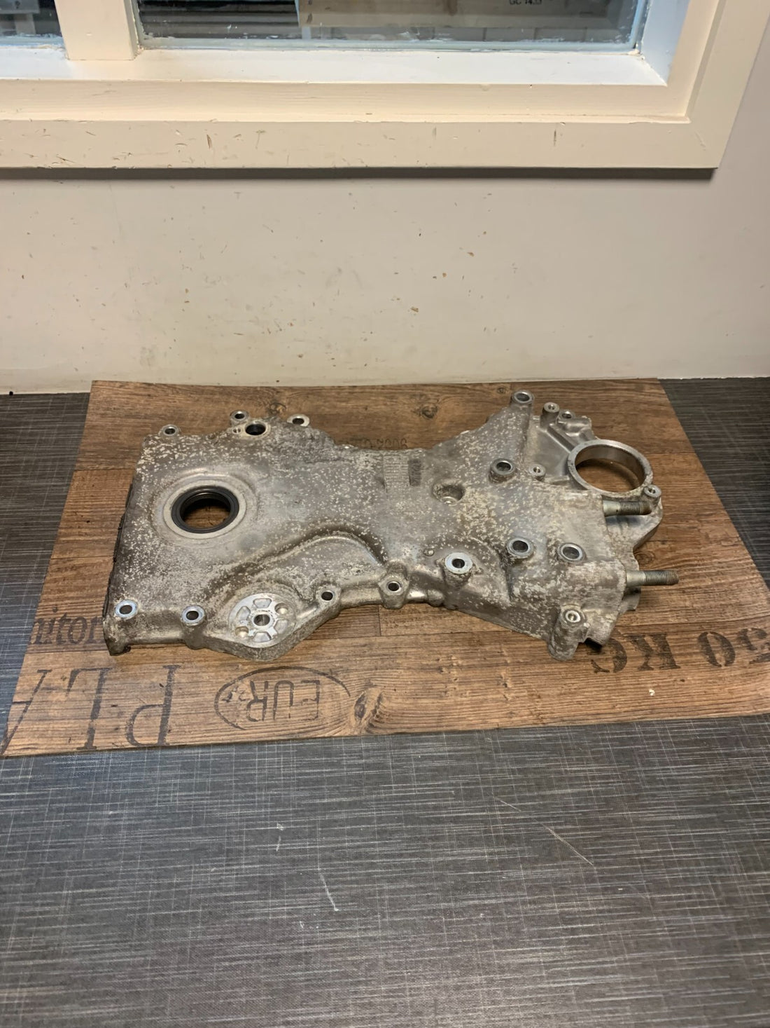 Original SsangYong Tivoli 1.6XDI Steuerkettendeckel Stirndeckel A6730100117sb1