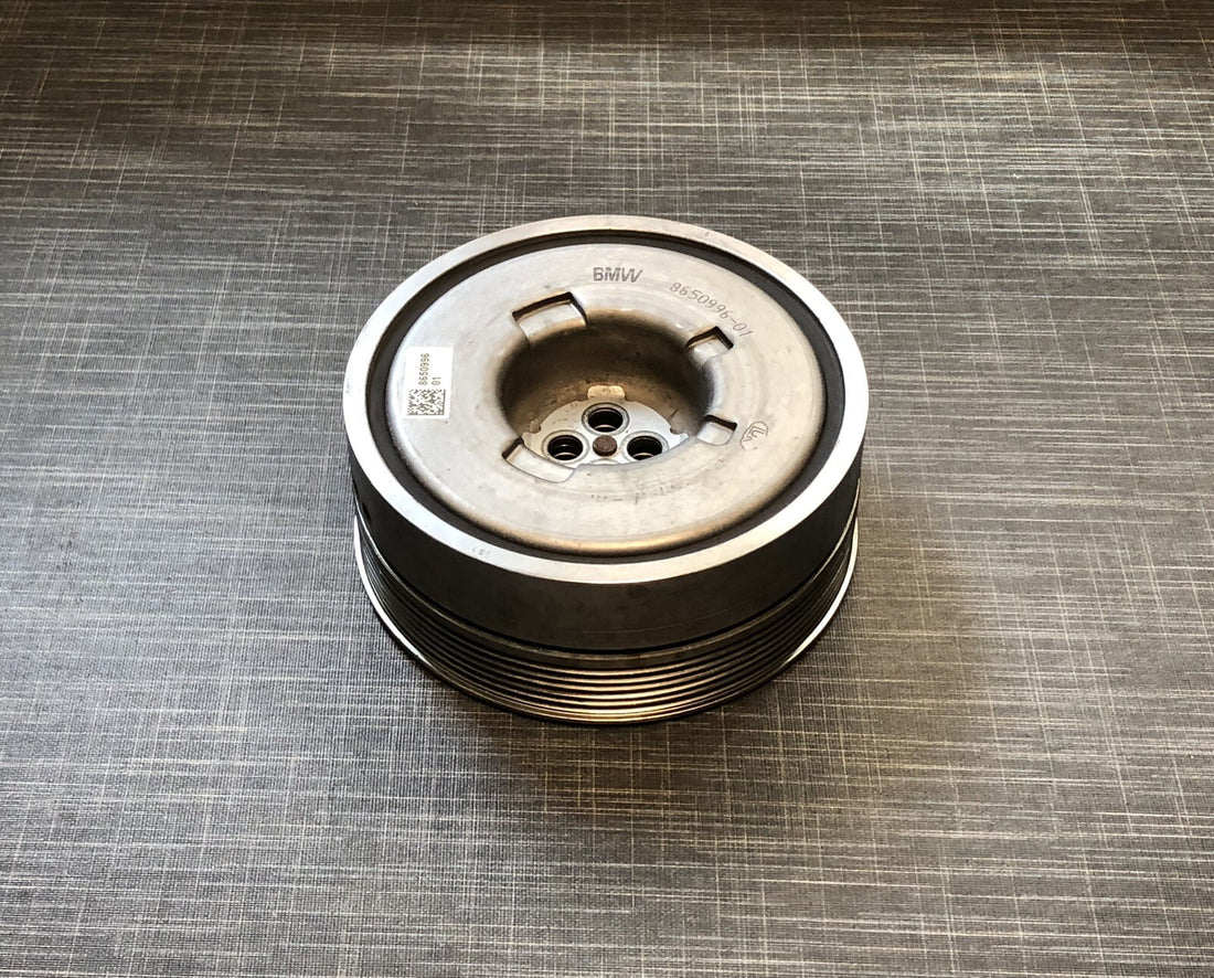 Original BMW Zahnriemenscheibe Kurbelwelle 865099601