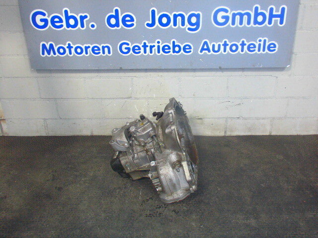 -- Opel Corsa E - 1.4 Liter Getriebe F17.374` fast neu, B14XEJ - B14XEL --