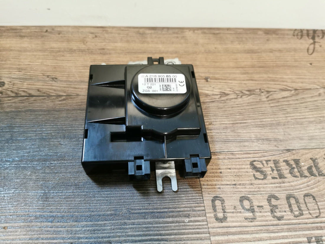 Original Mercedes Benz CLS W218 Antennenverstärker A2189058500