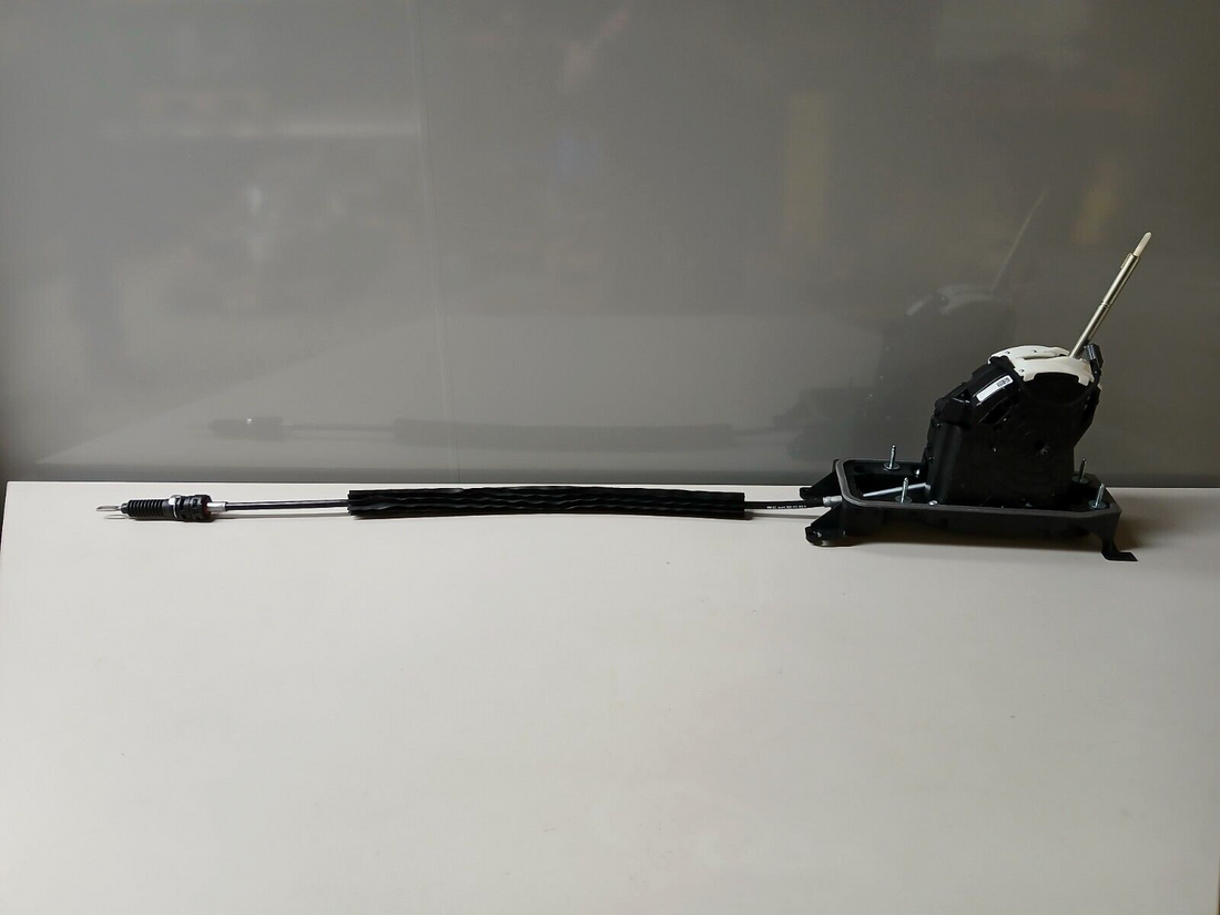 VW Passat B8 2015 Schaltkulisse Schaltkonsole Schaltgestänge 3Q1713023AA