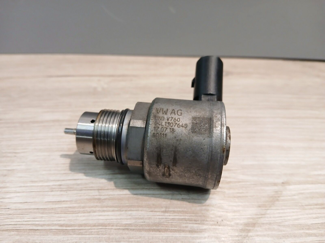 Original Druckregelventil VW Audi Seat Skoda 1.6 2.0 TDI 04L130764D