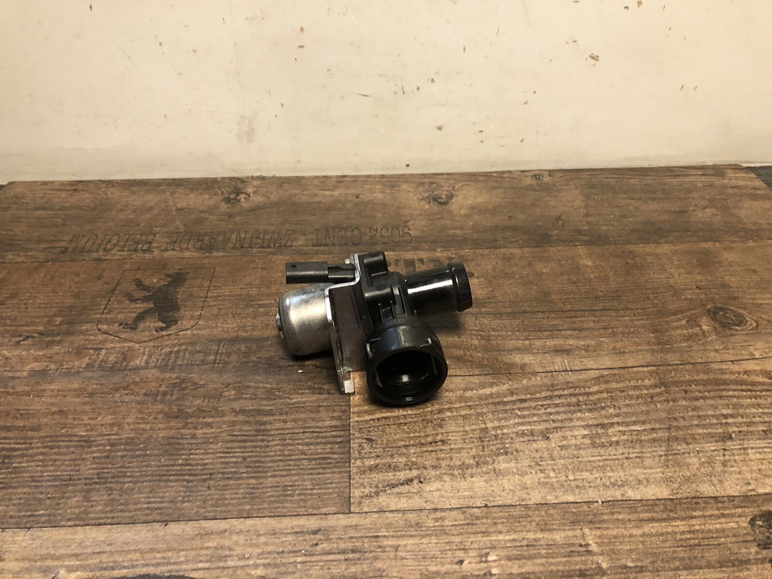 Mercedes W204 R172 Regelventil Wasserventil Ventil A2712030164