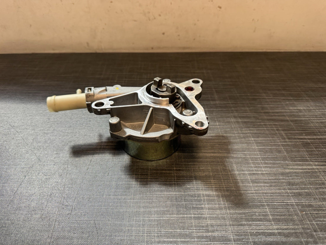 Original Renault Opel Mercedes Nissan Vakuumpumpe 2,3 dCi 146508418R