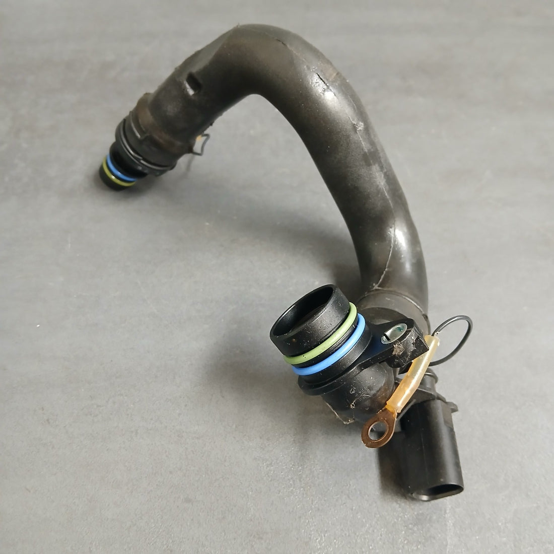 Original VW Audi Entlüftung Schlauch, Kurbelgehäuseentlüftung, 04E103474H