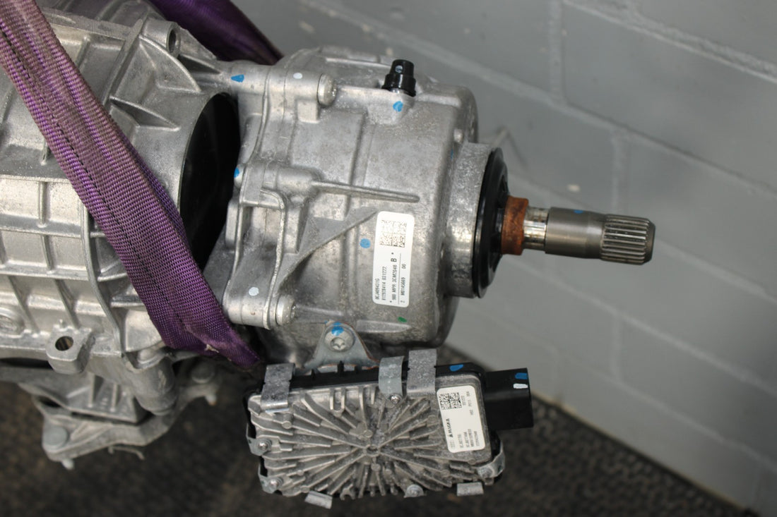 -- Audi A5 2.0 TFSI, 7 Gang DSG 0CJ Allradkupplung 59 TKM --