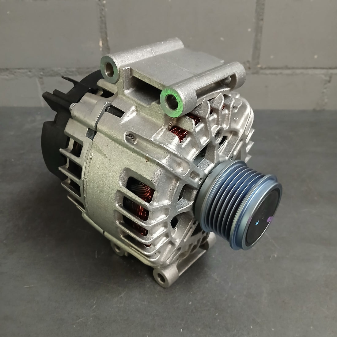 Original VW Audi Seat Skoda 2.0 TDI Drehstromgenerator Lichmatschine 06Q903028F