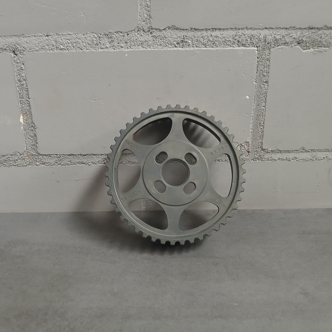 Original Volvo Zahnriemenscheibe Zahnriemenrad V40 V50 V60 V70 XC60 8642804
