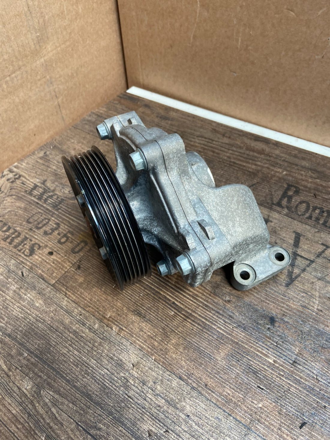 Original Kia Hyundai iX35 2.0 CRDI D4HA Wasserpumpe HY-97-11