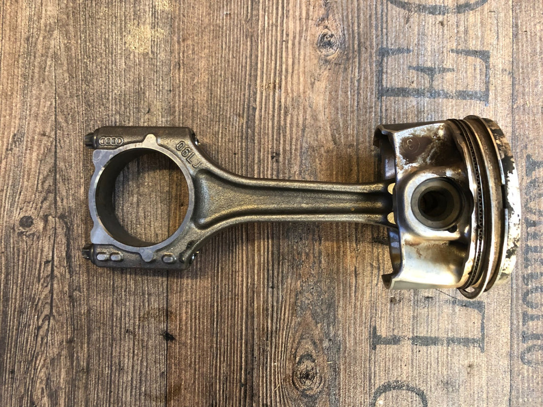 Kolben + Pleuel STD Original VW Audi 2.0 TFSI 82.490 82L166 06LJ 099CB