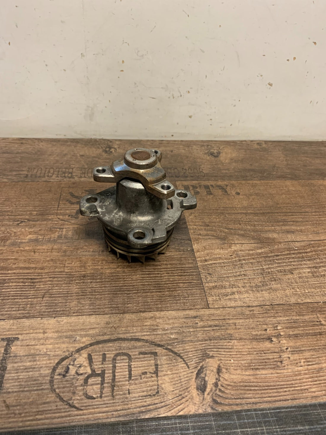 Original RENAULT MASTER III FURGON Wasserpumpe 2210103098R