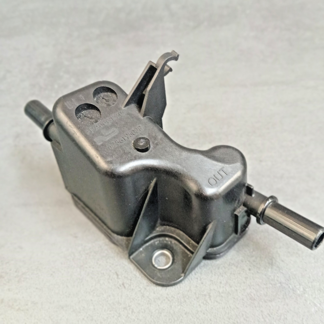 Renault Kraftstoffleitungen 175619502R 2.0 DCI Trafic 3 Vivaro / Nissan NV300