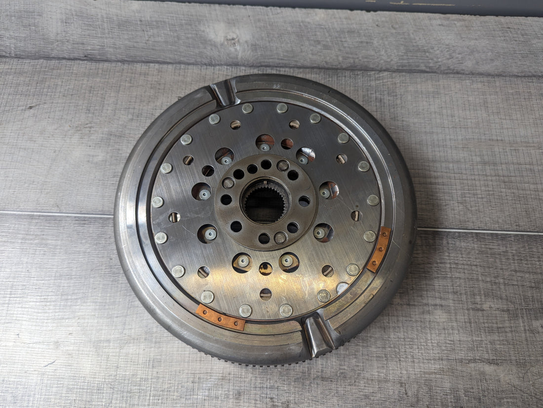 Mercedes Benz Zweimassenschwungrad A2700300305