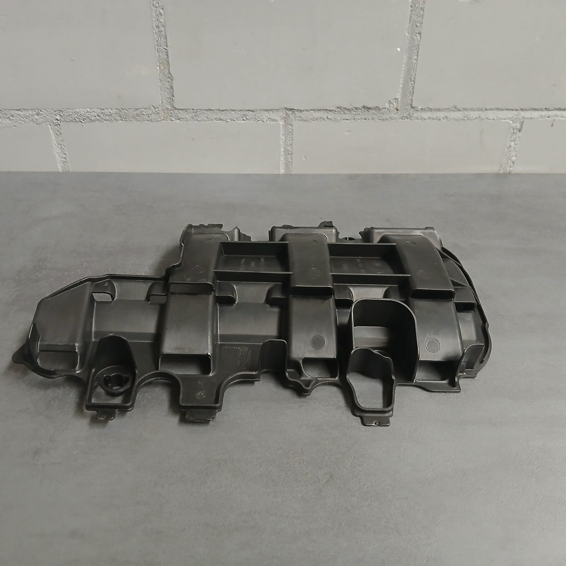 VW Skoda Seat Audi Schwallblech Schwallsperre Ölabscheider 04E103623F