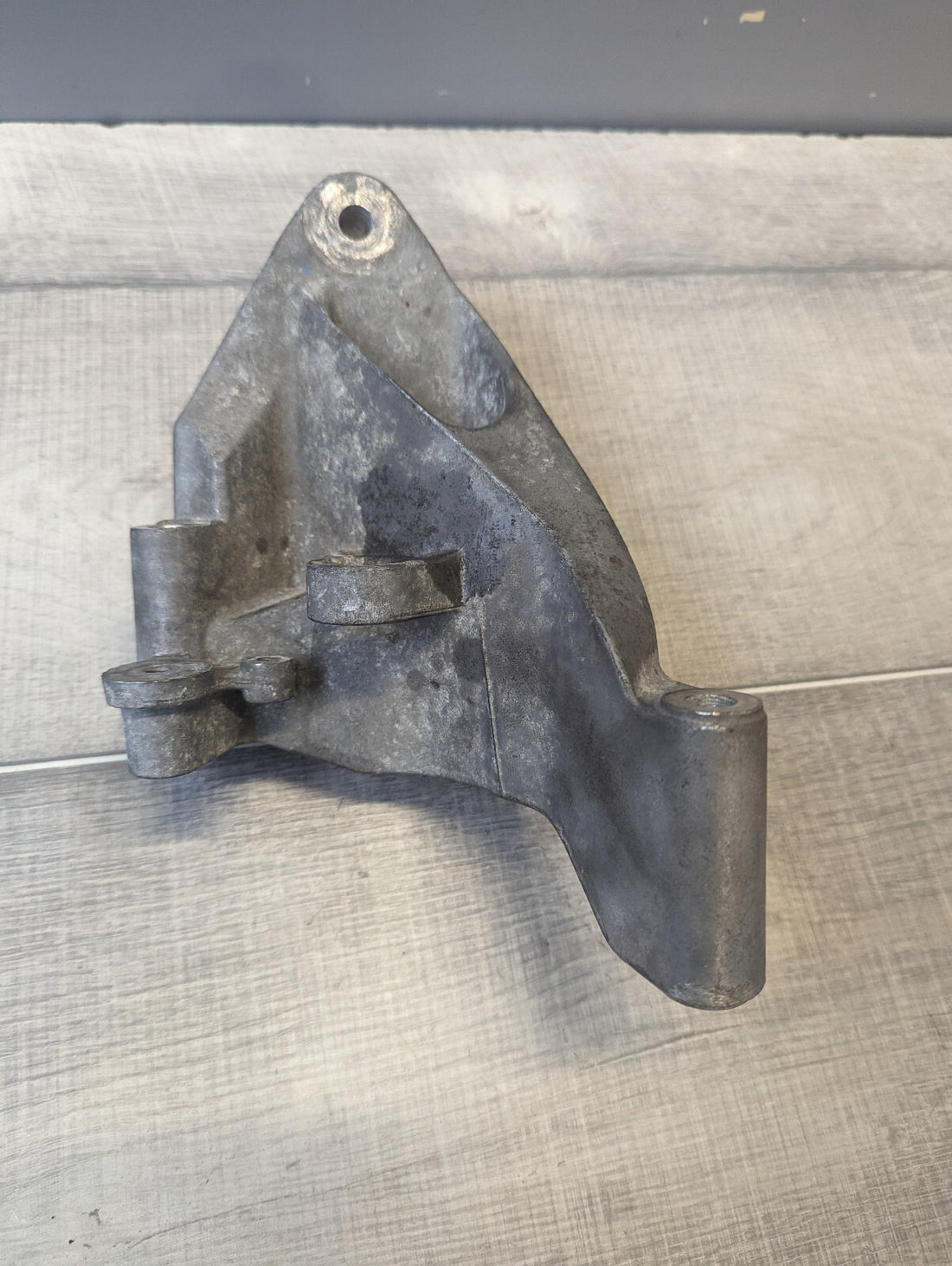 VW Crafter Motorhalterung 076199307