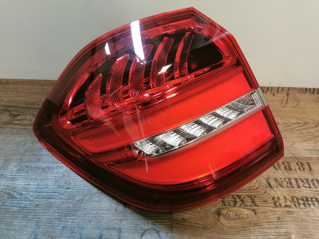 Original Mercedes Benz GLS Rückleuchte links LED A1669060502 USA
