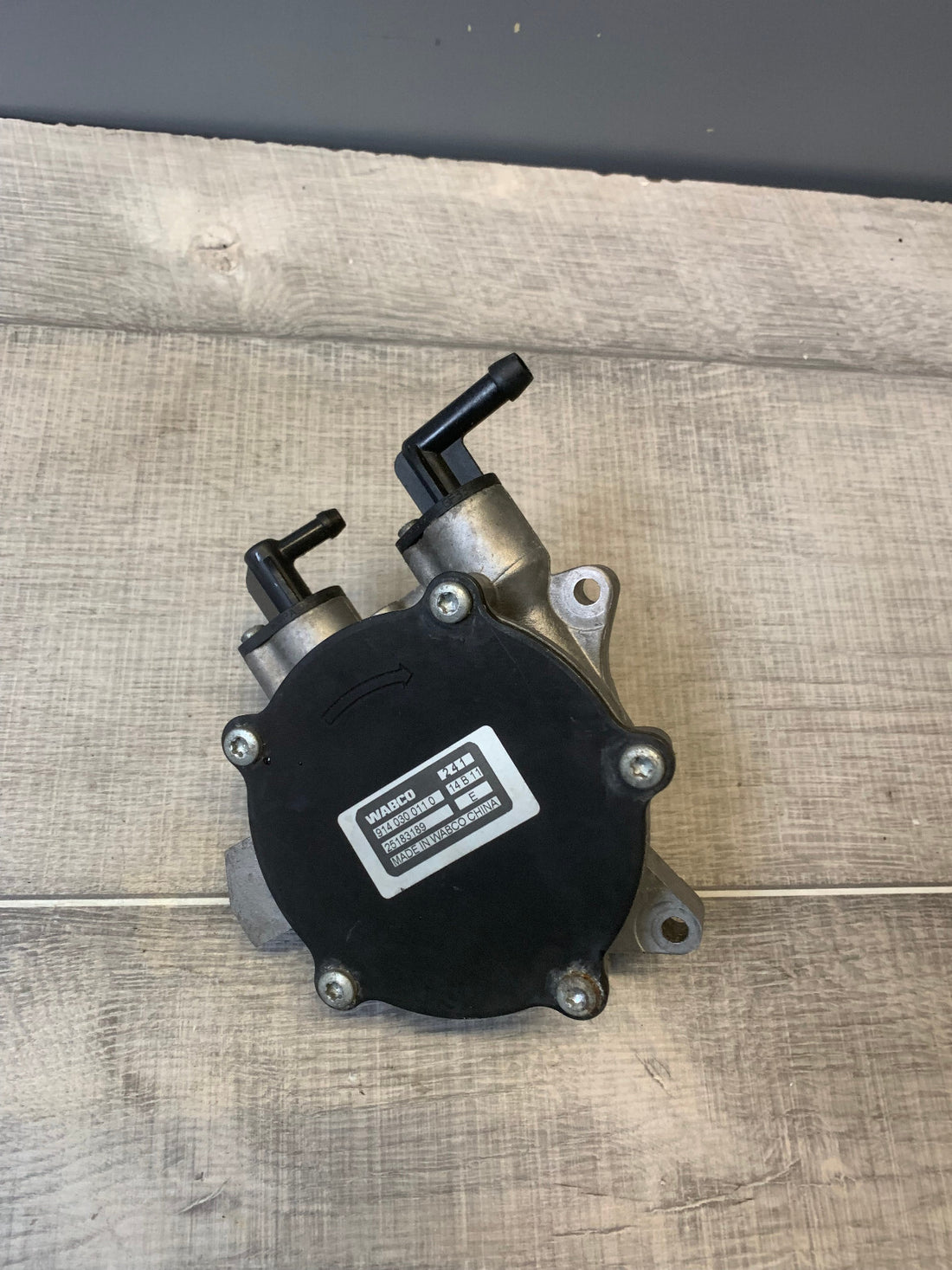 Original Opel Renault Nissan Unterdruckpumpe 25183189