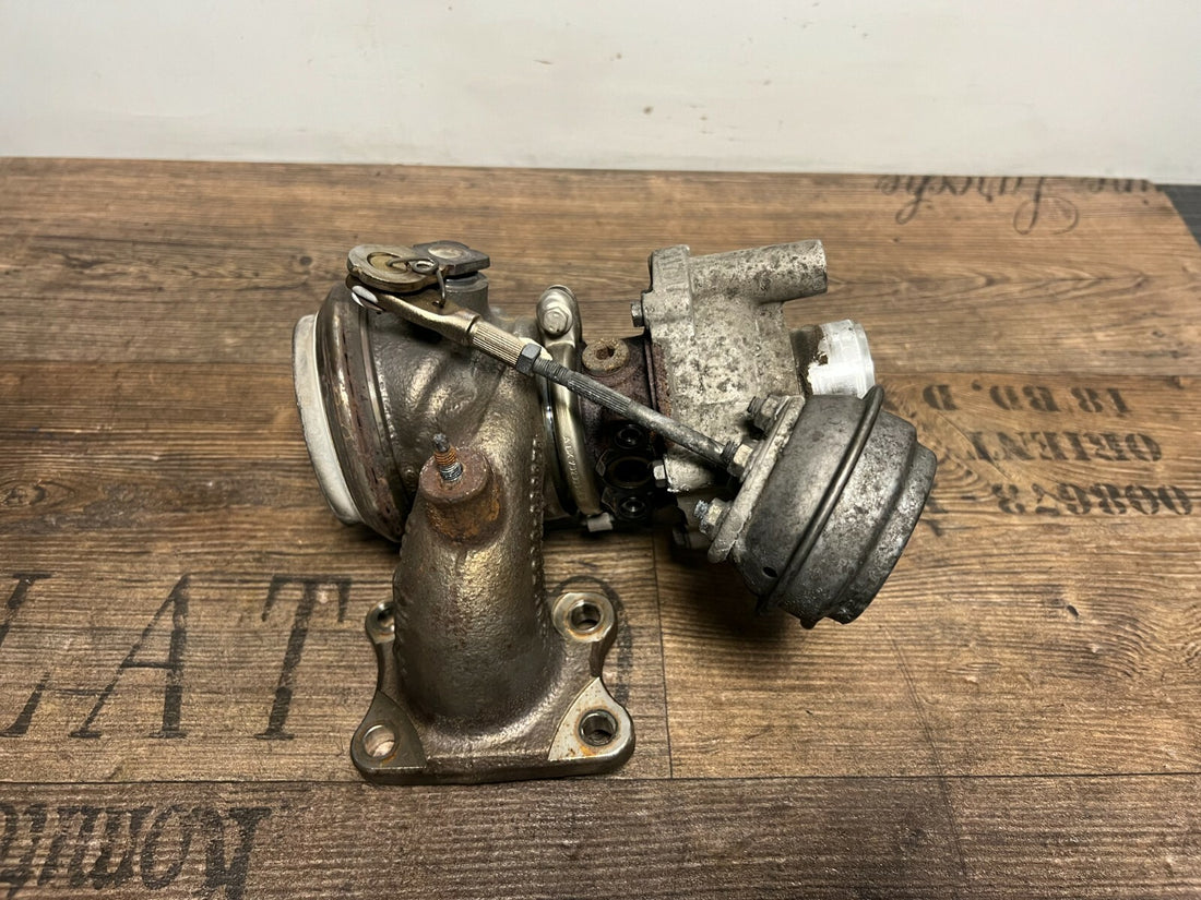 Turbolader Original Peugeot Opel 1.2 THP HN01 B12XHT 9812723880