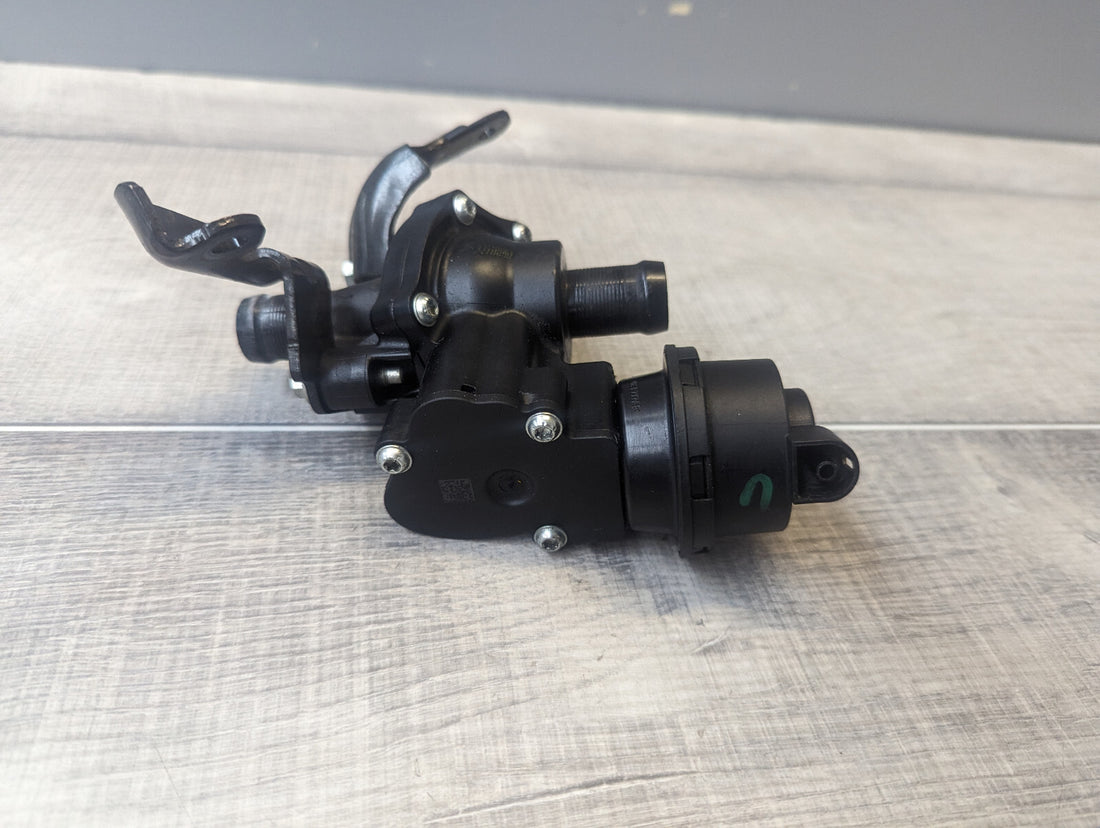 Thermostat Nissan Navara D23 922300601R