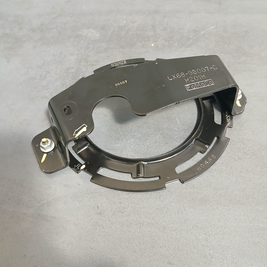 Original FORD KUGA III Halterung Befestigung Kraftstofftankpumpe LX689B007C