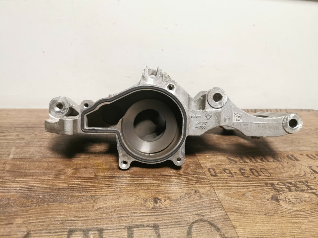 Original BMW Mini One Halterung Wasserpumpe 1,2l B38A12A 2381337