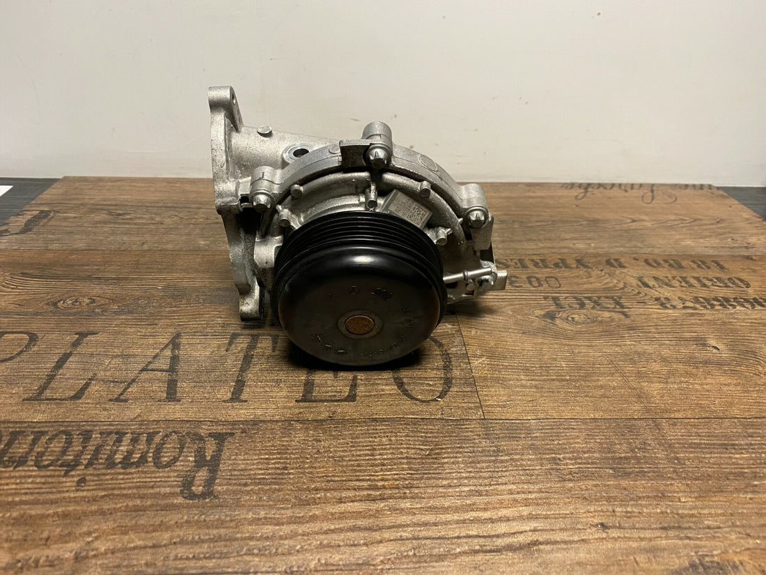 Original Mercedes-Benz E220 2.0 CDI Kühlmittelpumpe Wasserpumpe A6542000001