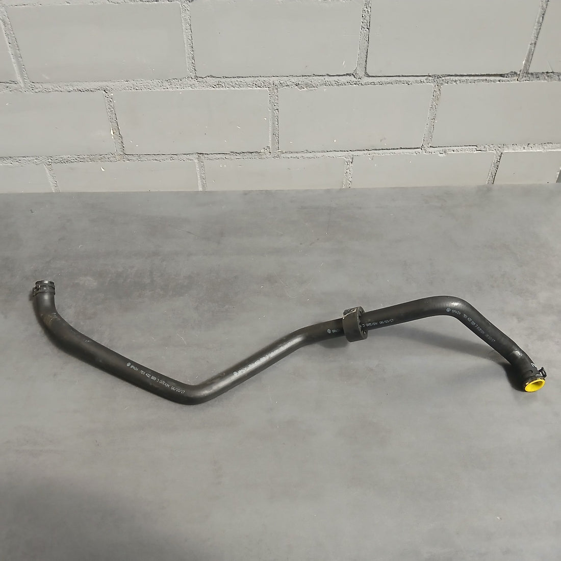 Original VW Saugschlauch Ölbehälter Servolenkung T6 Transporter 7E0422889J