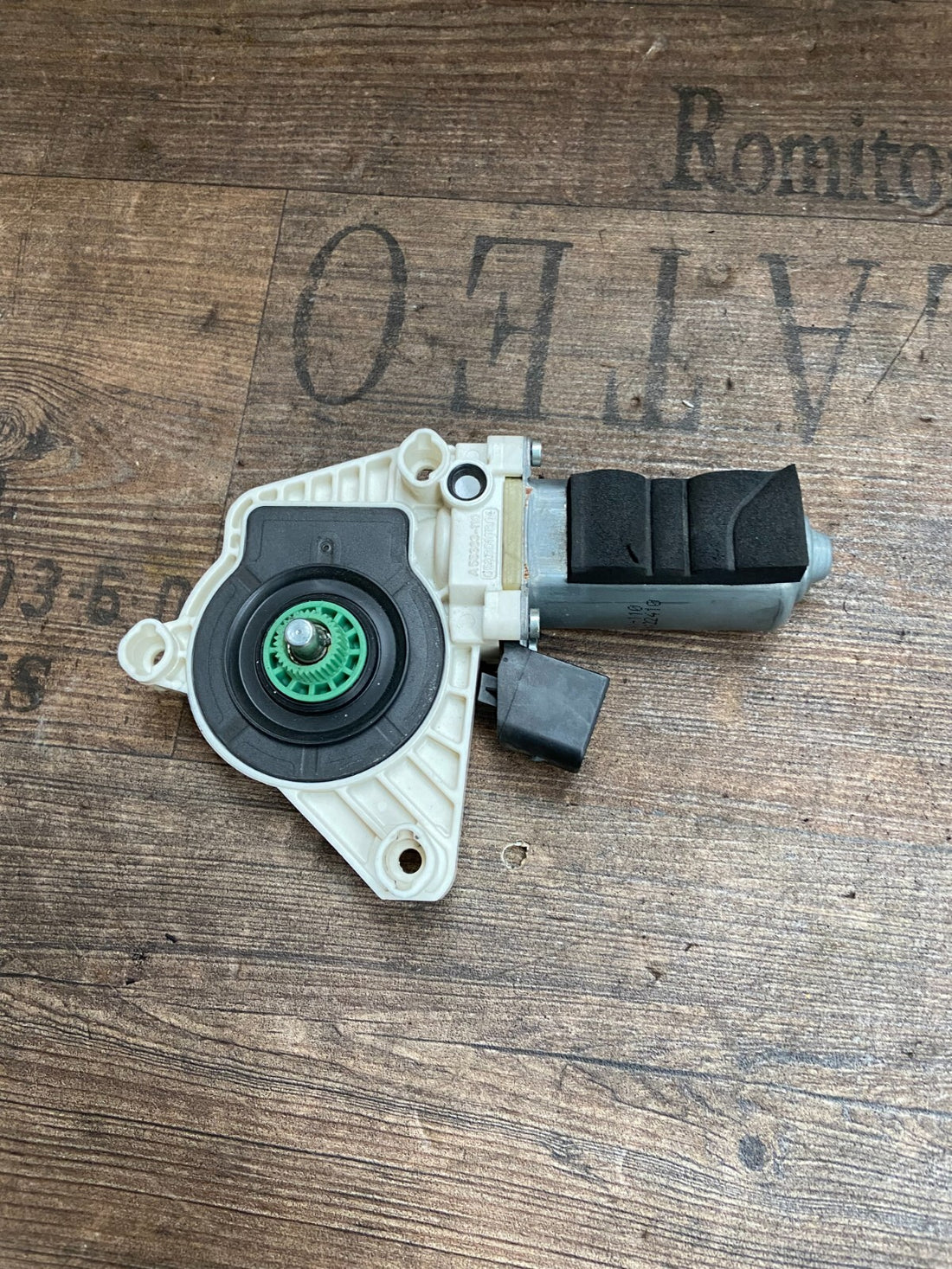 Original Mercedes Benz CLA Fensterhebermotor vorne links Hinten rechts A55383110