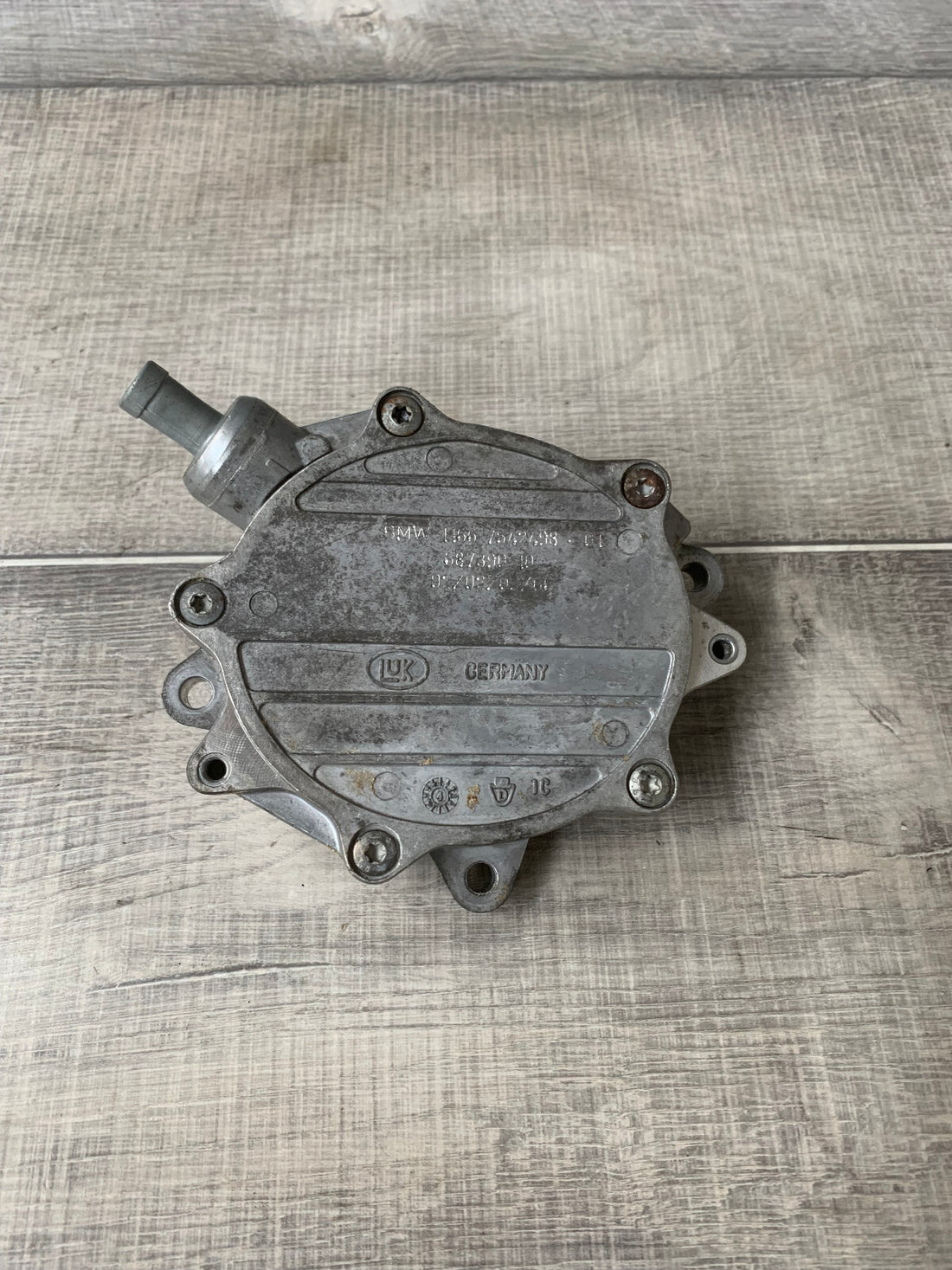 Original BMW 1er E81 Unterdruckpumpe 1667542498