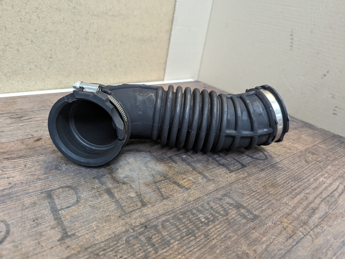 Ansaugschlauch Ansaugrohr Opel 95022171 1052090S01