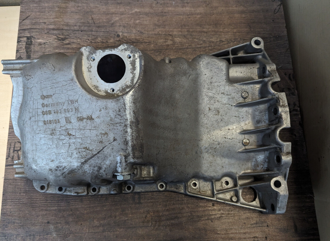 Original VW Audi A4 Ölwanne 06B103603N