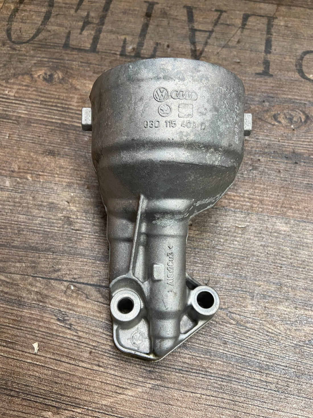 Original VW Audi Seat Skoda 1,2 BMD Ölfiltergehäuse 03D115403D