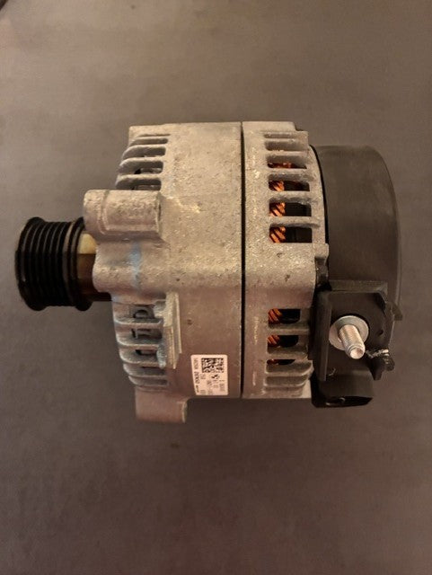 Lichtmaschine für BMW Toyota S8634167 12318634167