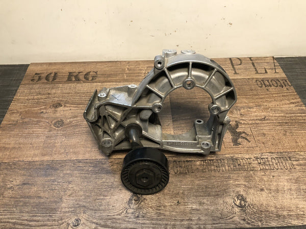 Porsche 911 996 997 Boxster Cayman 987 Belt tensioner Bracket 9961021604R