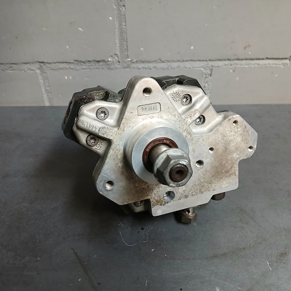 Hogedrukpomp VW Crafter Touareg & Audi A6 A8 3.0 TDI 059130755N 0445010125