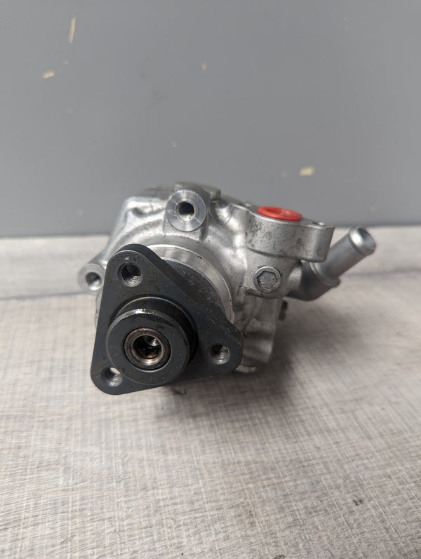Original VW T5 Seat Skoda 2.0TDI Servopumpe 7E0422154D/06S