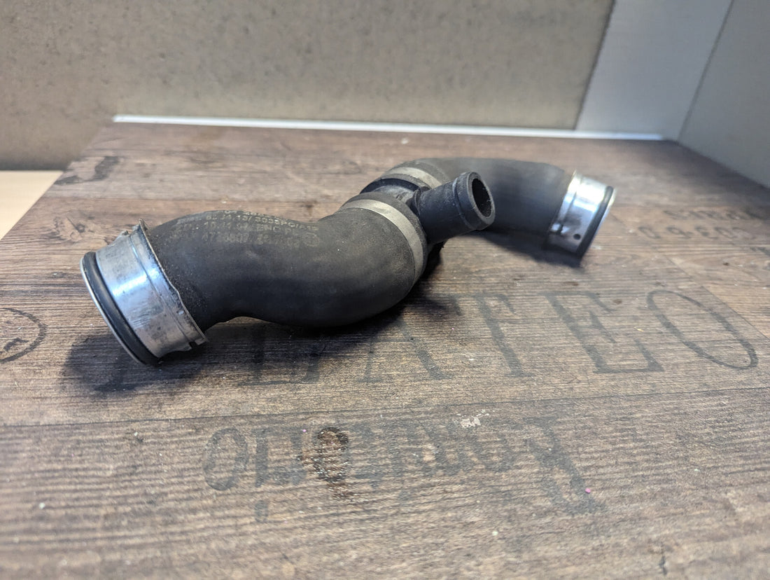 Kühlerschlauch Schlauch Mercedes Benz A2045012682