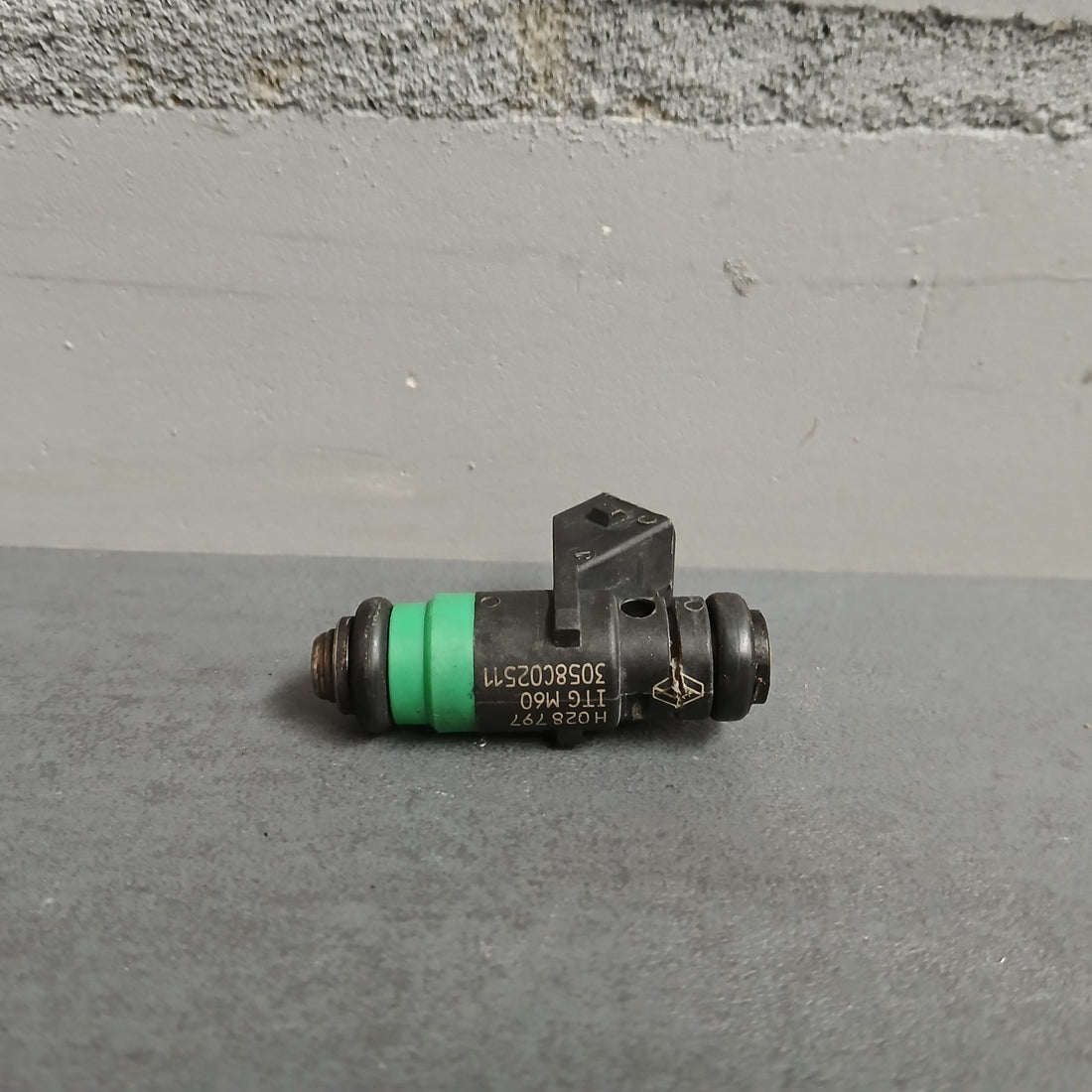 Einspritzdüse Injektor Renault Clio Laguna 1.8 2.0 H028797
