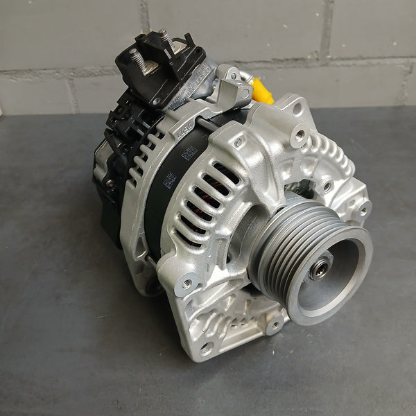 Original VW Drehstromgenerator Lichmaschine Generator 48V 250A 05E903020A