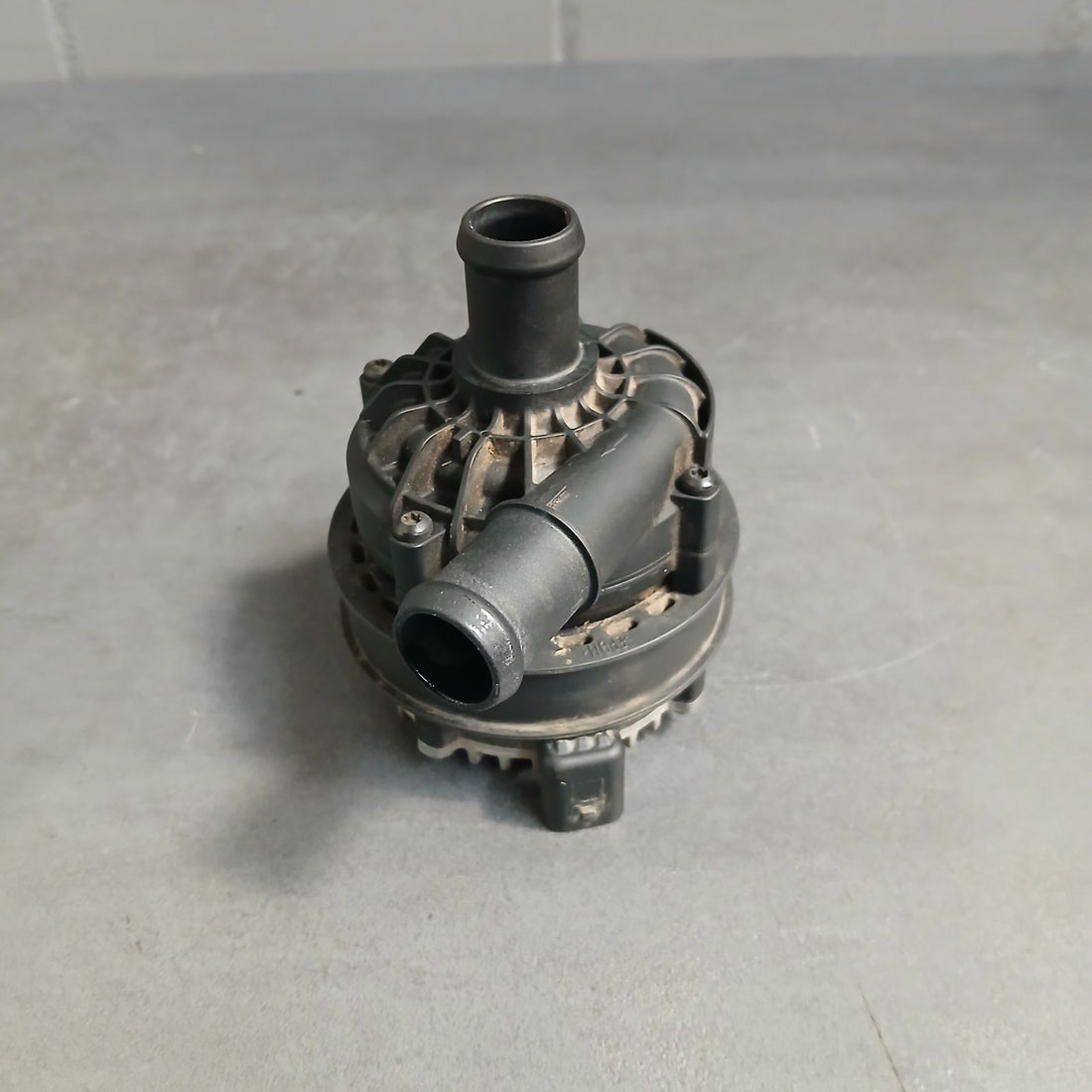 VW Audi Seat Skoda  Original Zusatzwasserpumpe / Umwälzpumpe  3WA965567