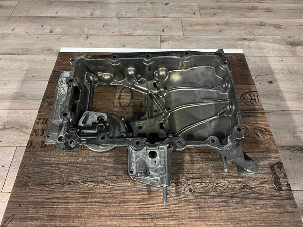 Citroen Peugeot Oil pan Upper part 9827467380