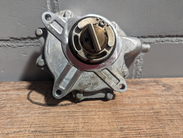 BMW E90 Vakuumpumpe 7542496