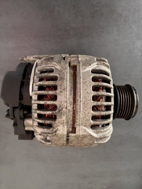 Lichtmaschine für Audi Seat Skoda VW 06F903023F