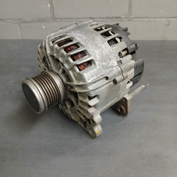 Origineel VW Tiguan 5N Bj.2019 Dynamo Generator 14V 140A 04L903021D